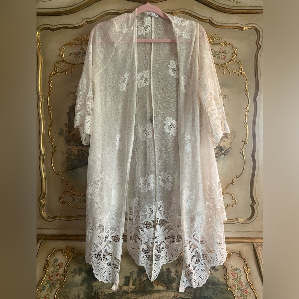 Floral Lace Cream Kimono